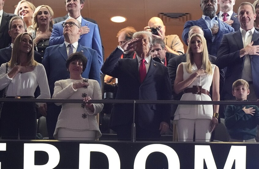 إهدار ملايين الدولارات.. كم بلغت تكلفة حضور ترامب نهائي "السوبر بول"؟.. فيديو