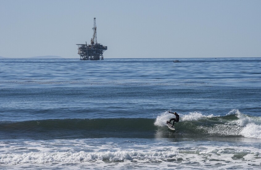 السعودية.. اتفاقية لبناء منصة حفر بحرية "المملكة 3 "