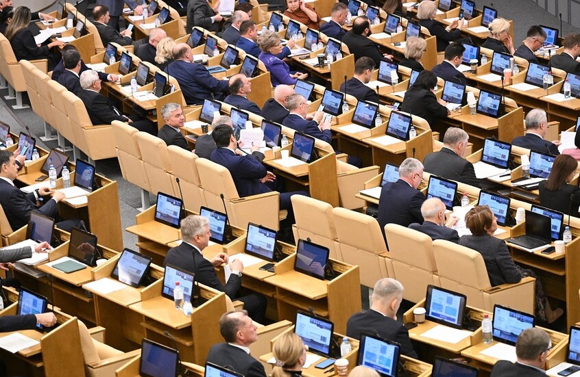 "ليس كافيا أن نرى النور".. برلماني روسي يعلق على تصريح وزير الدفاع الأمريكي بشأن حدود أوكرانيا