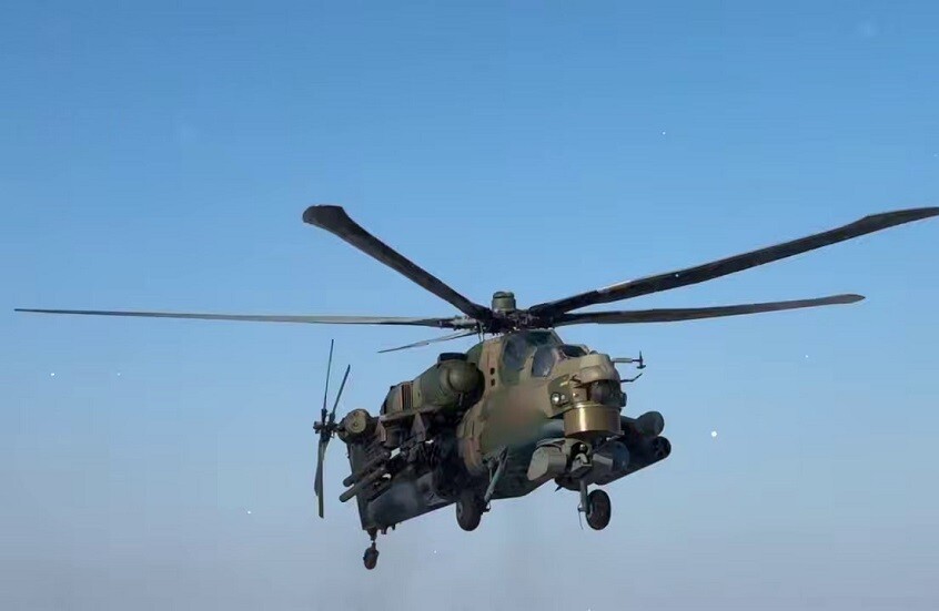  مروحية "مي-28 إن إم" الروسية تحبط عملية تناوب لقوات كييف على حدود كورسك 