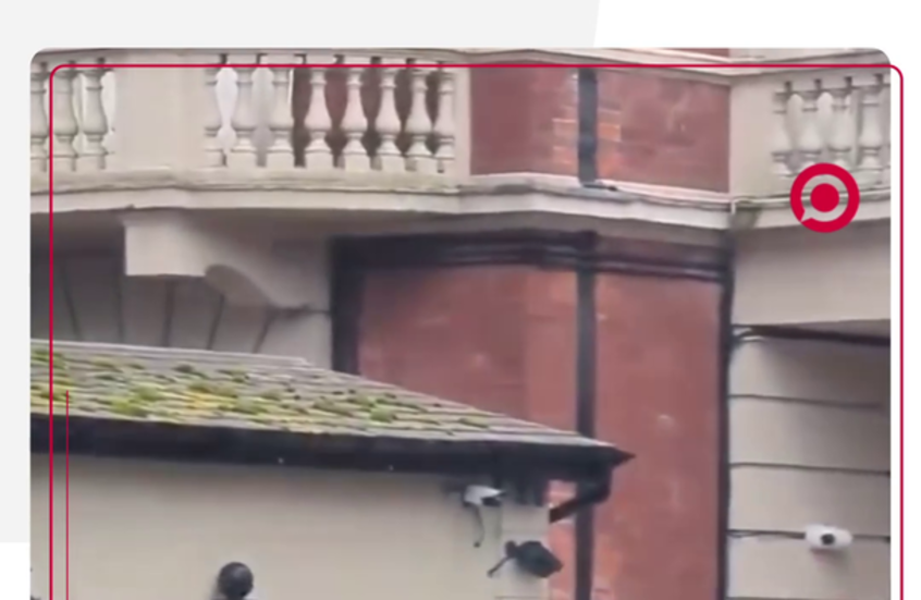 حرق القرآن أمام السفارة التركية في بريطانيا