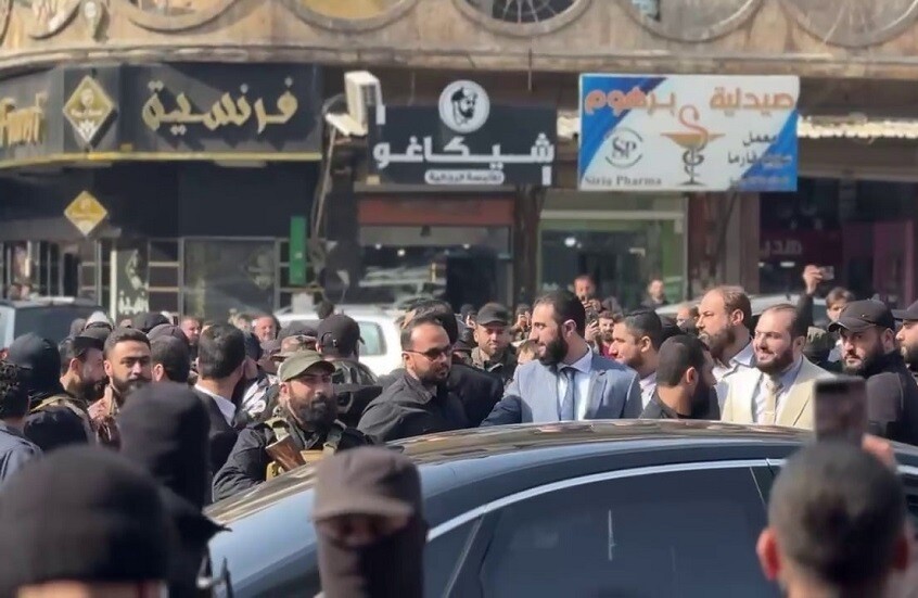 الشرع يزور محافظة إدلب ومخيمات النزوح فيها (فيديوهات)