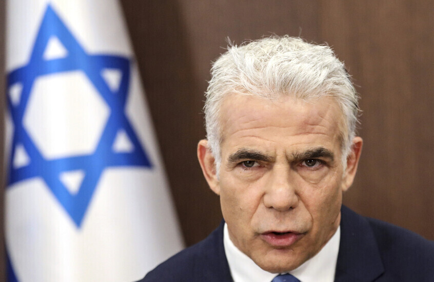 زعيم المعارضة الإسرائيلية ينتقد حكومة نتنياهو لتقصيرها في متابعة ملف الرهائن في غزة