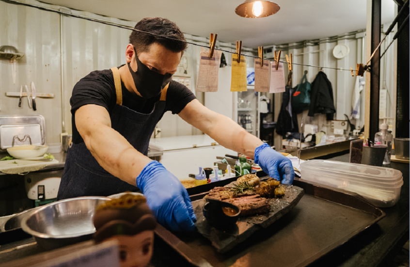 أخطاء شائعة عند تناول الطعام خارج المنزل