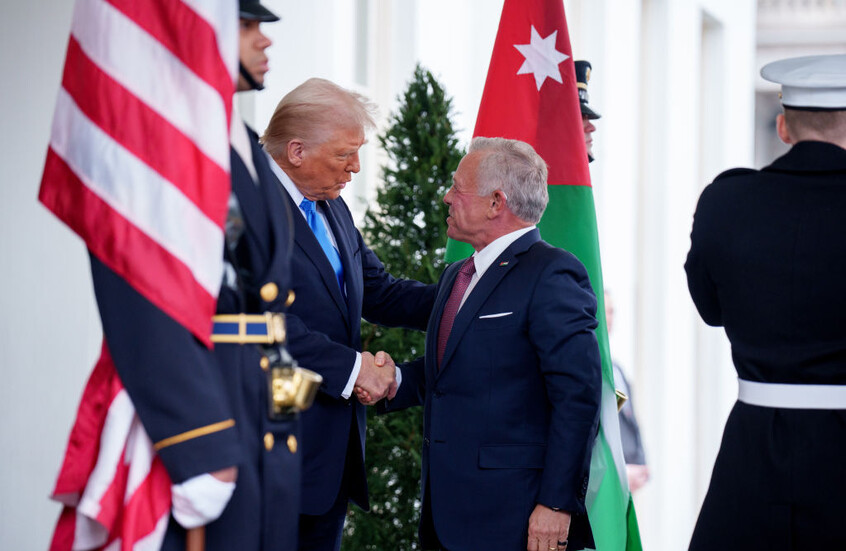 "رويترز" تقر بنقلها تصريحا مضللا على لسان الملك عبدالله الثاني خلال لقائه مع ترامب في 11 شباط