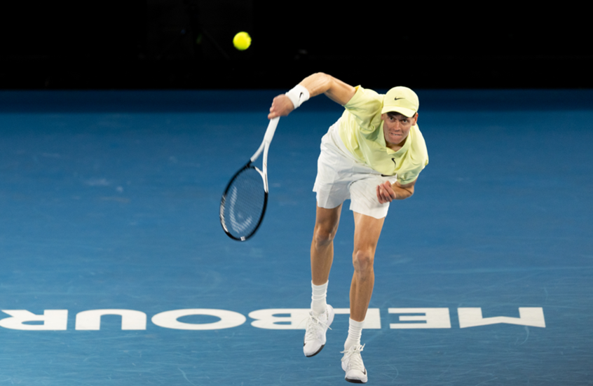 "وادا" تبرر قرارها بإيقاف سينر 3 أشهر فقط