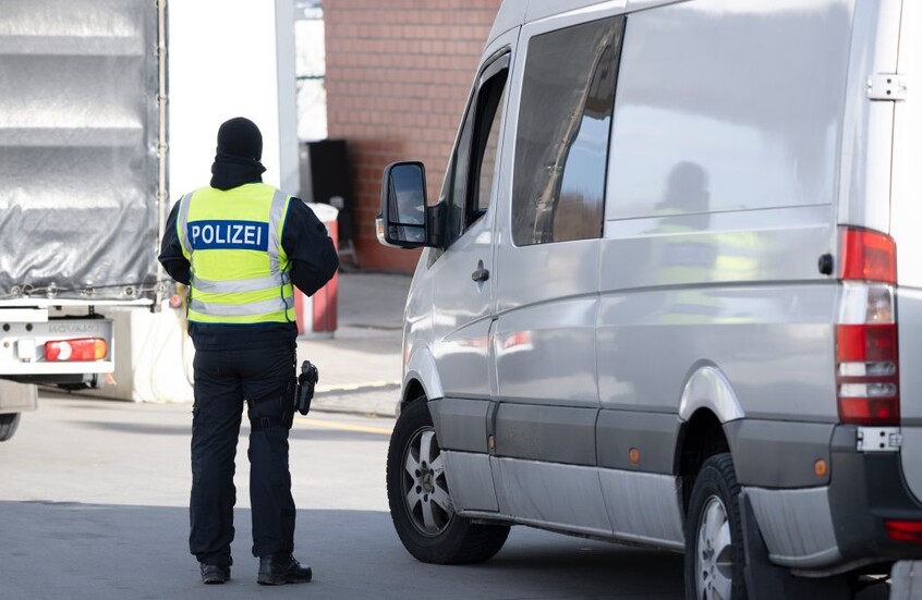 مقتل شخصين جراء هجوم بسكين في متجر بجمهورية التشيك (فيديو)