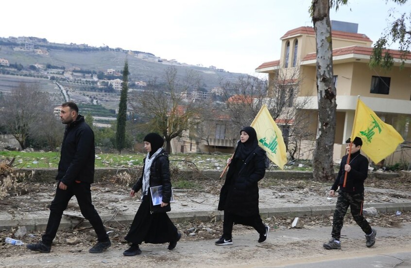 مصدر: "حزب الله" طالب عناصره من غير سكان الجنوب بالانسحاب من جنوبي لبنان