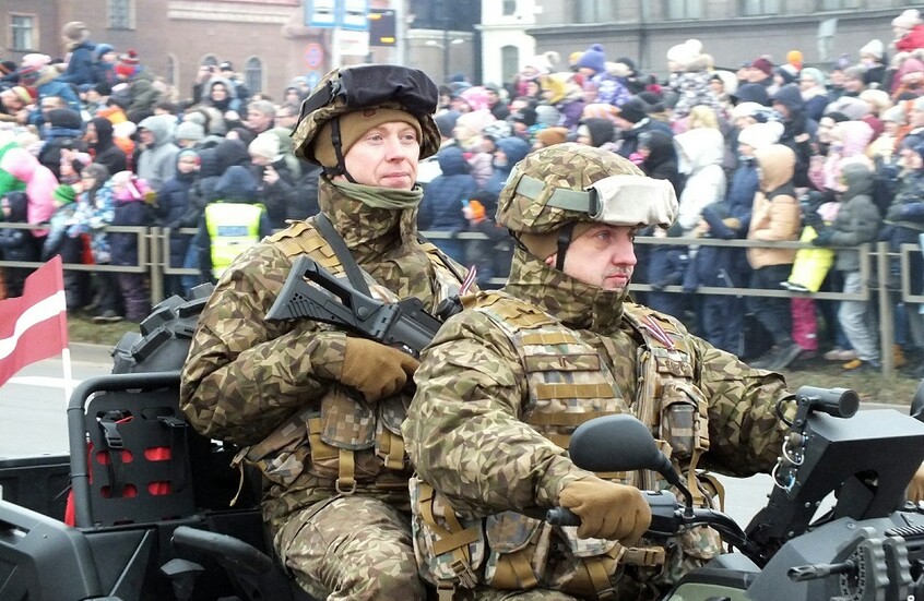 سالفيني: الدفاع الأوروبي المشترك كارثة محققة ونهايته الفشل