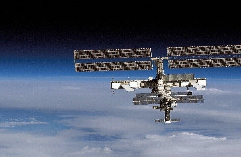 علماء يقترحون نقل بكتيريا إلى المحطة الفضائية الدولية لرفع مناعة الرواد!