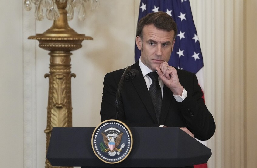 ماكرون يدعو أوروبا للمخاطرة ومقاومة "التبعية السعيدة" لواشنطن