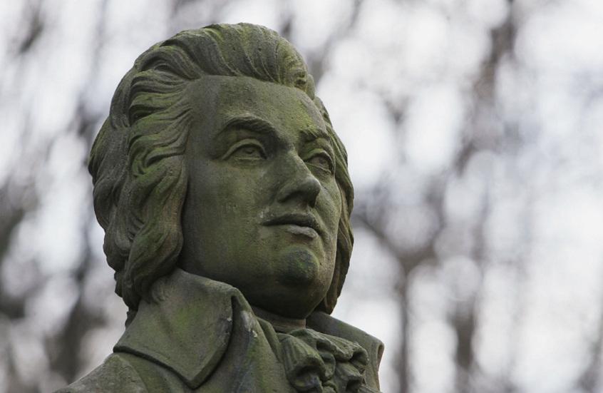 لأول مرة منذ 230 عاما.. إعادة بناء وجه موزارت تكشف ملامحه الغامضة