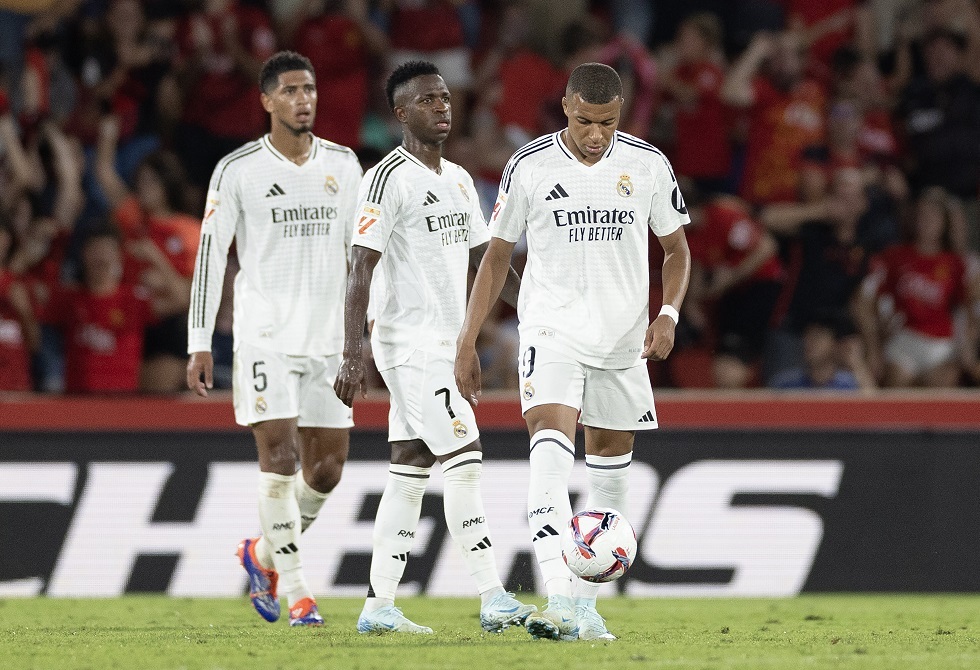 فينيسيوس يثير التوتر داخل قلعة ريال مدريد