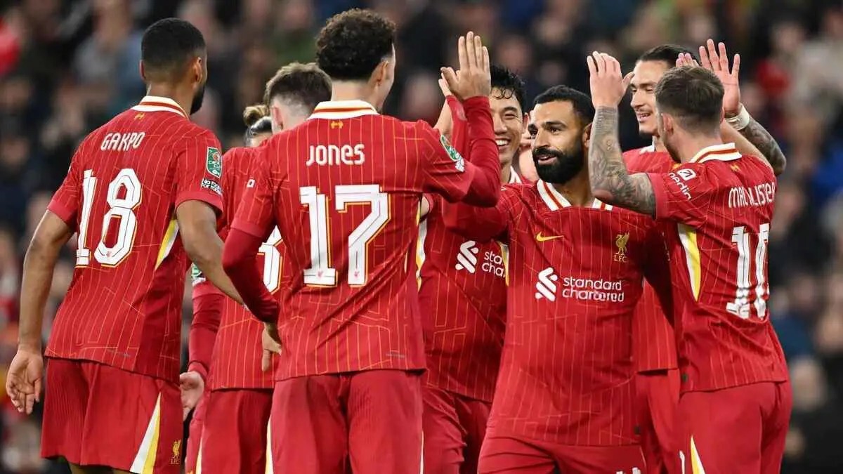 ليفربول يعلن عن أفضل لاعب في شهر يناير ويداعب محمد صلاح بعد خسارته الجائزة (فيديو)