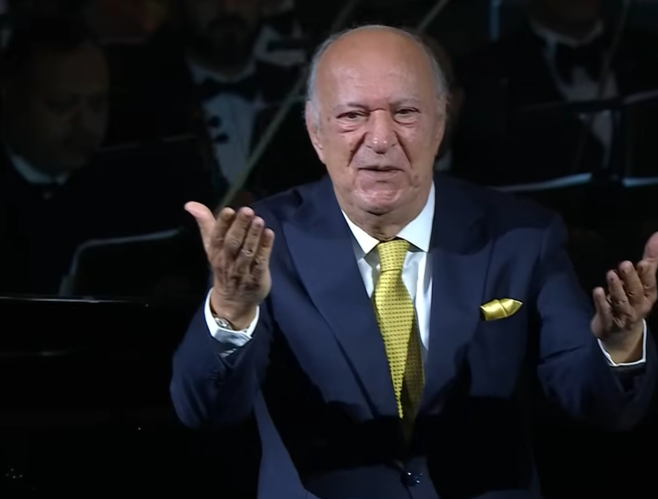 الموسيقار المصري القدير عمر خيرت بعث رسالة إلى المستشار تركي آل الشيخ بعد تكريمه (فيديوهات)
