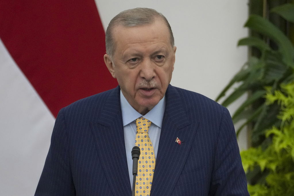 أردوغان: تركيا "تنتظر بشكل خاص" نتائج محادثات ترامب وبوتين