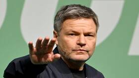 نائب المستشار الألماني: أوروبا مستعدة للرد على الرسوم الأمريكية