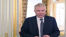 سفير روسيا لدى فرنسا: موسكو لن تقع في فخ الغرب لتجميد الصراع الأوكراني