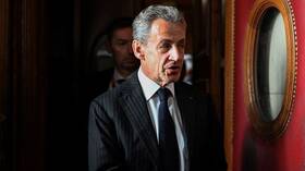 حكم قضائي غير مسبوق في فرنسا ضد ساركوزي بعد إدانته في قضية "التنصت"