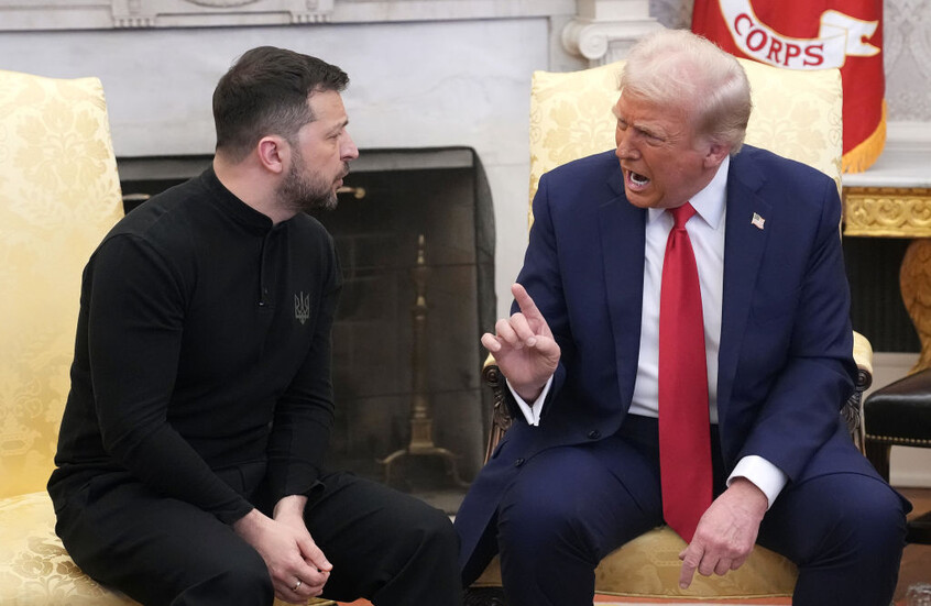 لتمويل الحرب.. أوكرانيا تبيع قمصانا عليها اقتباس من لقاء زيلينسكي مع ترامب (صورة)