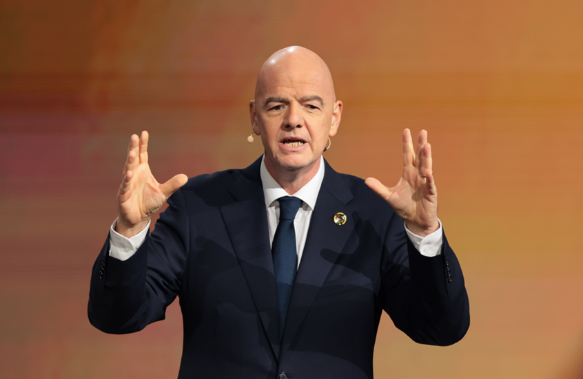 الأول من نوعه.. رئيس "الفيفا" يعلن عن حدث تاريخي في نهائي كأس العالم 2026