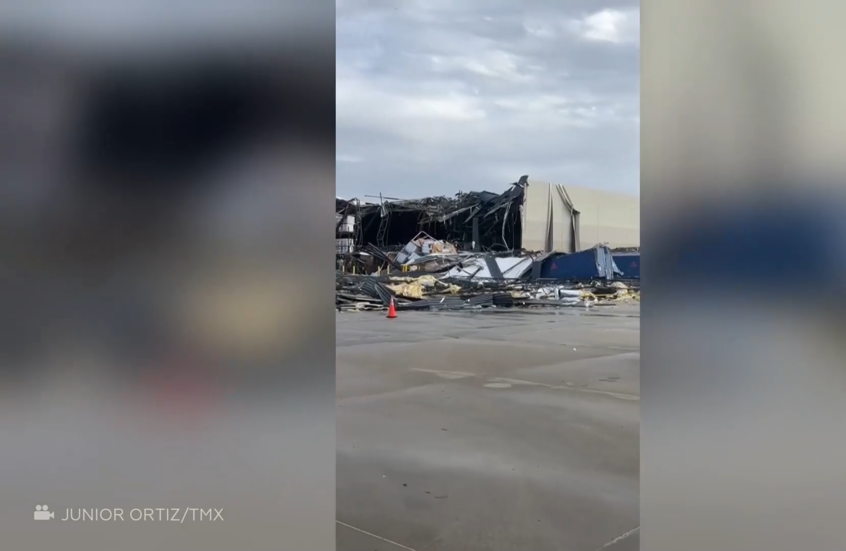 عاصفة قوية تحول مركز توزيع في تكساس إلى ركام