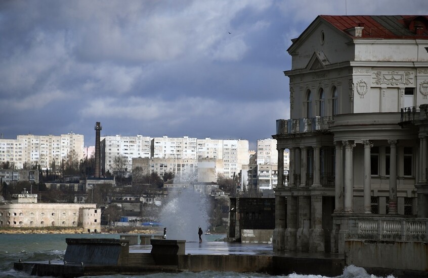 حاكم سيفاستوبول: تأميم ممتلكات بعض المتواطئين مع نظام كييف