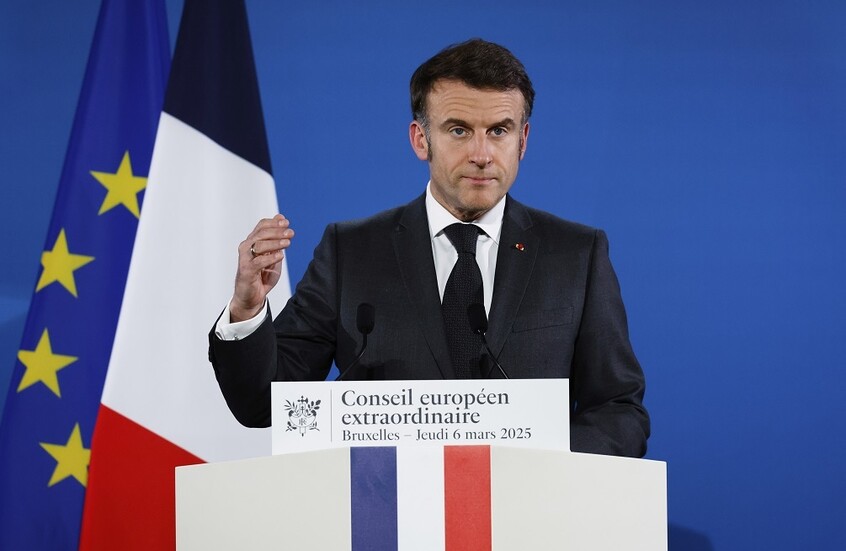 ماكرون: مطالب روسيا بنزع سلاح أوكرانيا غير مقبولة