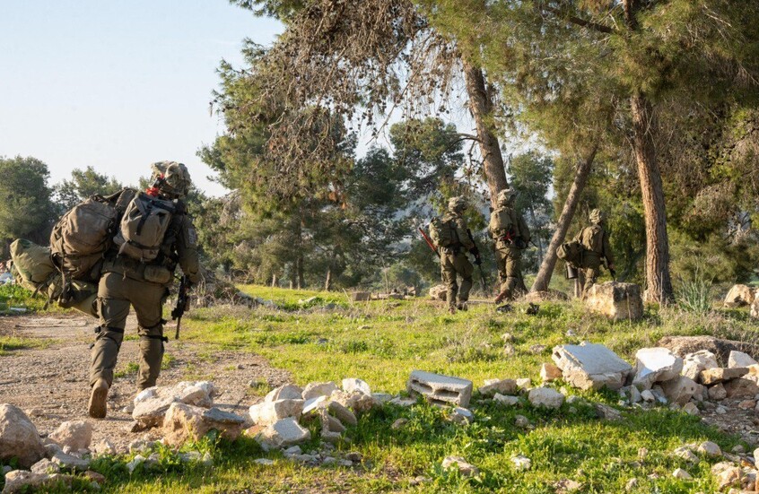 ضجة في لبنان بعد دخول مئات من يهود الحريديم إلى "قبر العباد" جنوبي البلاد بحراسة الجيش الإسرائيلي