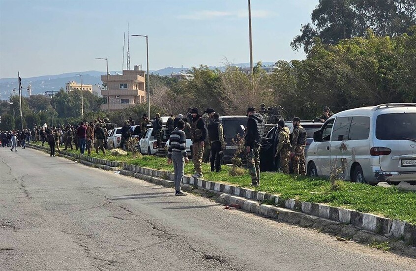 إعلام: نزوح كثيف من الساحل السوري إلى شمال لبنان