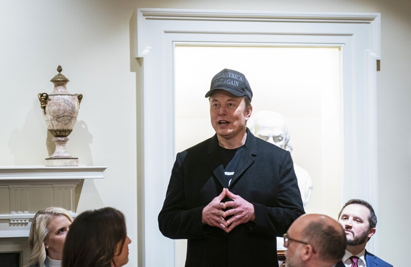 ماسك يعلق على منع جورجيسكو من المشاركة في الانتخابات في رومانيا