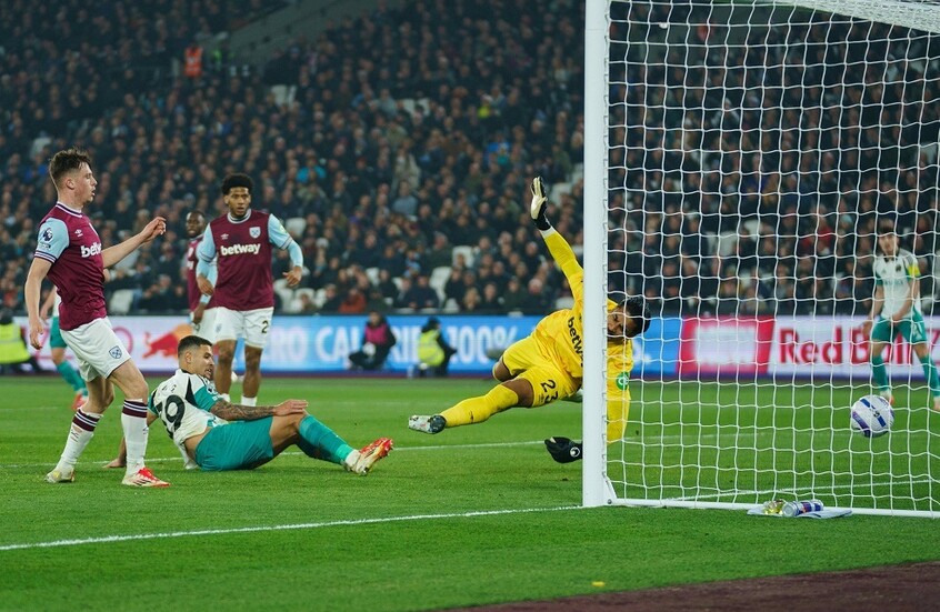 شاهد.. هدف فوز نيوكاسل يونايتد على وست هام في عقر داره