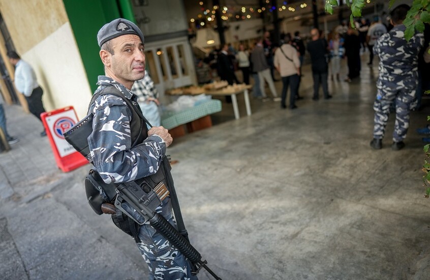 لبنان.. إصابة طفل برصاصة في الرأس بسبب "نصف دجاجة"