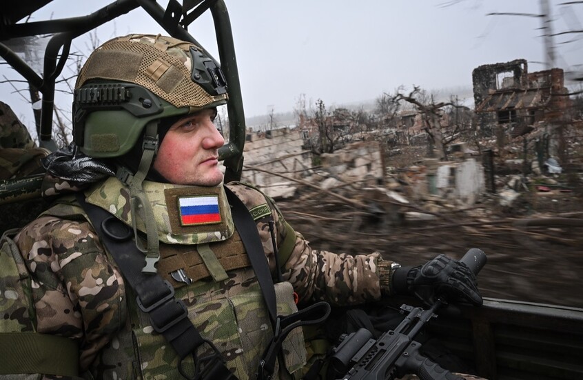 الدفاع الروسية: تحرير بلدتين جديدتين في دونيتسك واستهداف سفينة محملة بالأسلحة