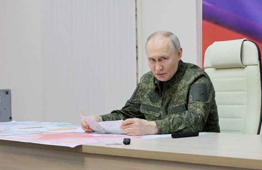 بعد أسر الجيش الروسي 430 مسلحا بكورسك.. بوتين يستثني المرتزقة من اتفاقية جنيف لعام 1949