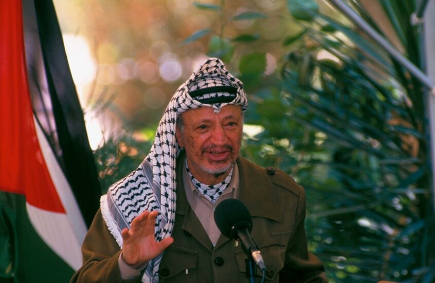 "هآرتس": طائرة عرفات الخاصة تقوم برحلات سرية