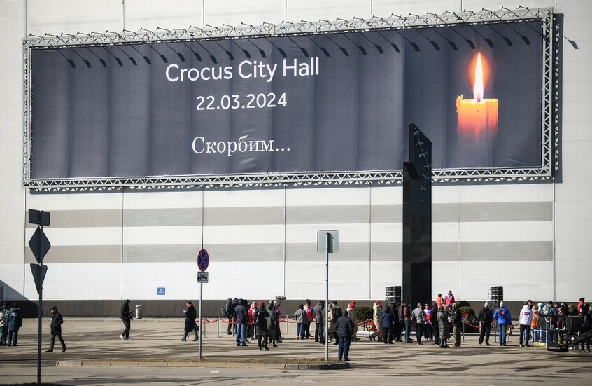 افتتاح نصب تذكاري لضحايا الهجوم الإرهابي بالقرب من "كروكوس"