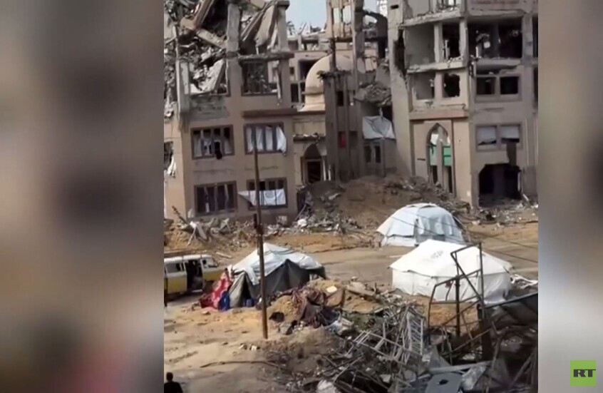 غزة.. خيام النازحين وسط الخراب