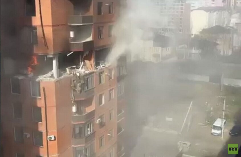انفجار للغاز في مبنى متعدد الطوابق في عاصمة داغستان الروسية (فيديو)