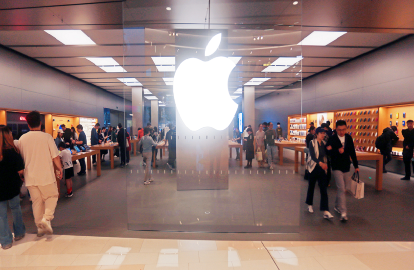 تسريبات جديدة لـ"آيفون 17 Air".. هل يكون الأنحف في تاريخ آبل؟ (صور)