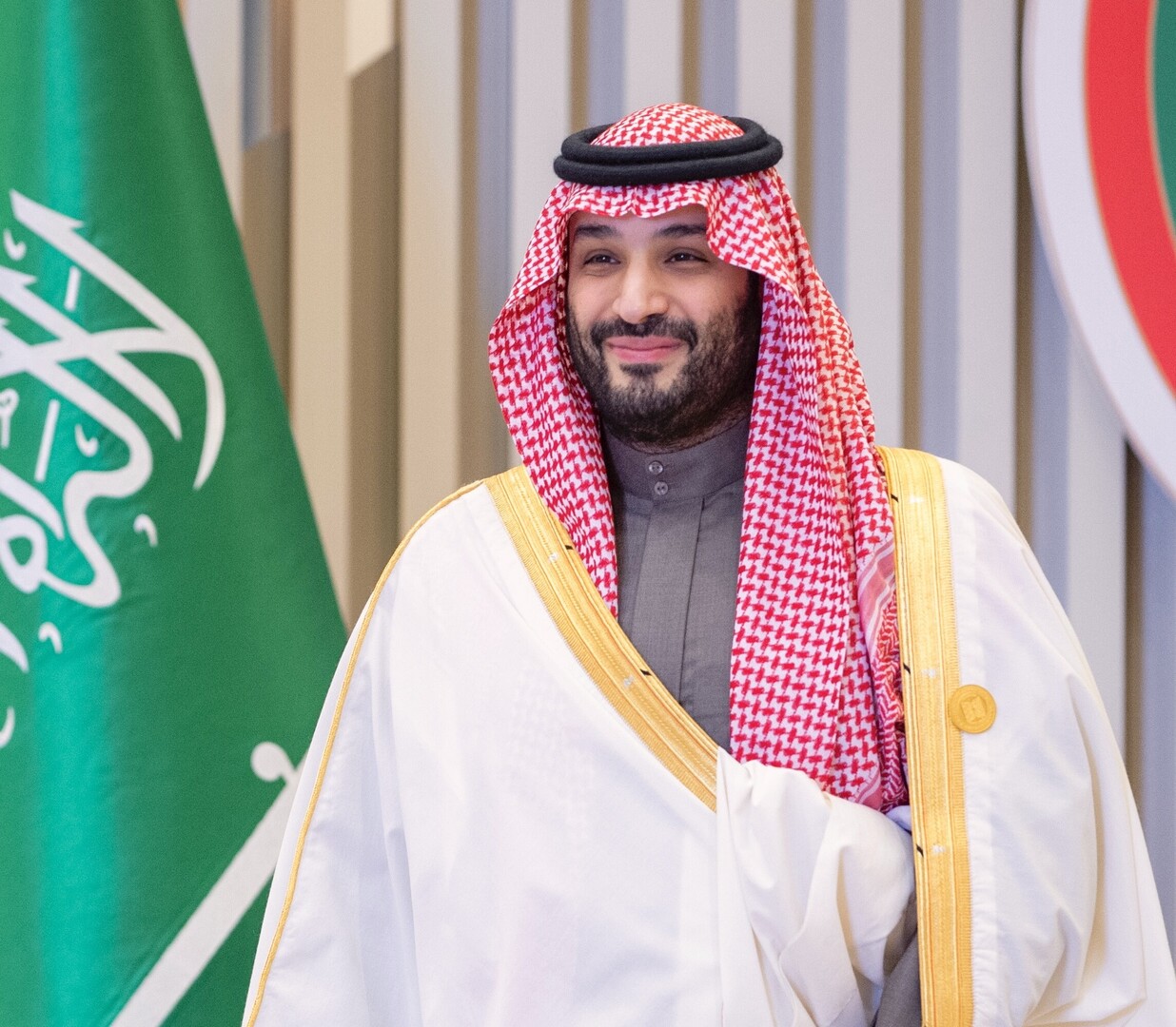 السعودية.. رئيس أمن الدولة يكشف النقاب عن توجيه دعوة من ولي العهد للمعارضين في الخارج (فيديو)
