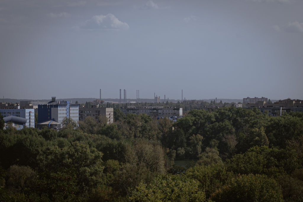 نظام كييف ينفذ إجلاء قسريا لسكان 8 بلدات في مقاطعة سومي