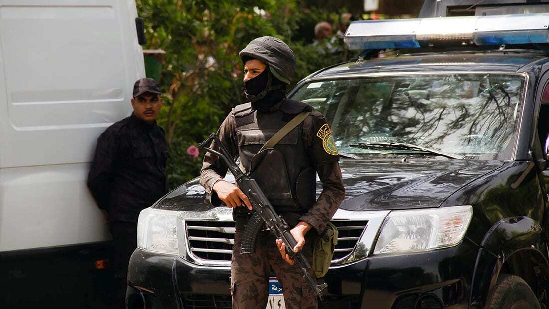 فيديو لشابين يثير ذعر المصريين والداخلية تكشف ملابسات الواقعة فيديو لشابين يثير ذعر المصريين والداخلية تكشف ملابسات الواقعة