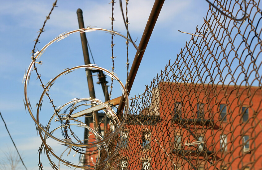 نيويورك.. إفراج مبكر عن السجناء بسبب نقص عدد حراس السجون