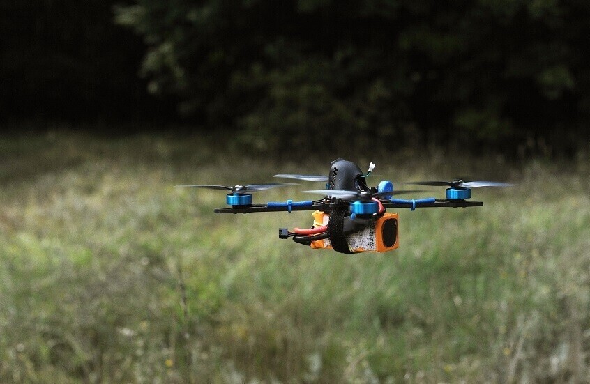 روسيا.. منظومة لإطفاء حرائق المدن باستخدام الطائرات المسيرة