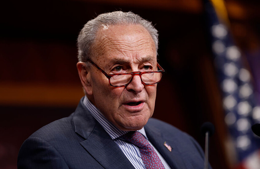 عضو جمهوري في مجلس الشيوخ الأمريكي يقارن زعيم الديمقراطيين بأدولف هتلر