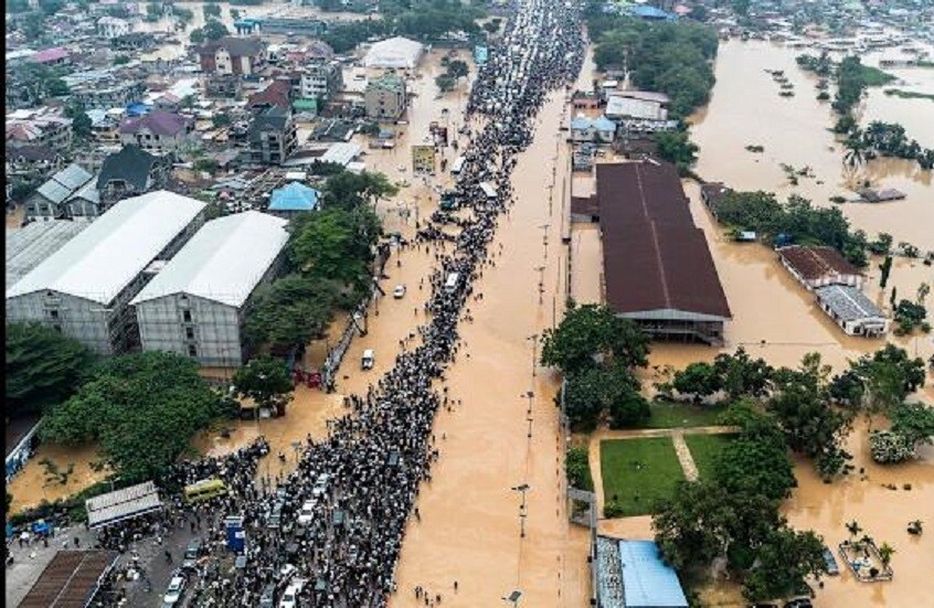مصرع 30 شخصا في فيضانات بجمهورية الكونغو الديمقراطية (فيديو)