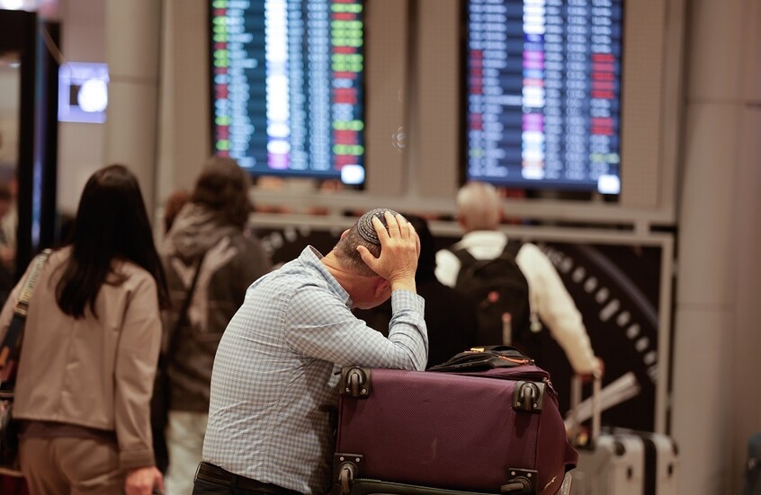 "يديعوت أحرنوت": تراجع أعداد المليونيرات في إسرائيل.. 1700 مليونير غادروا خلال عام