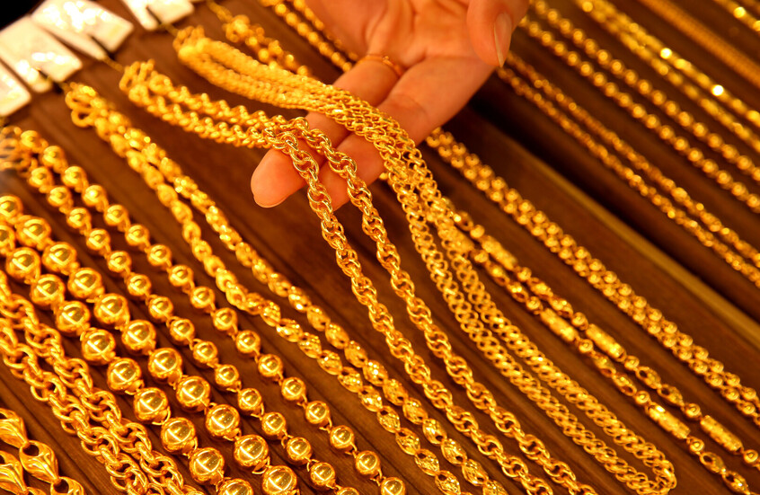 أسعار الذهب تواصل مكاسبها مع تصاعد الحرب التجارية بين الولايات المتحدة والصين