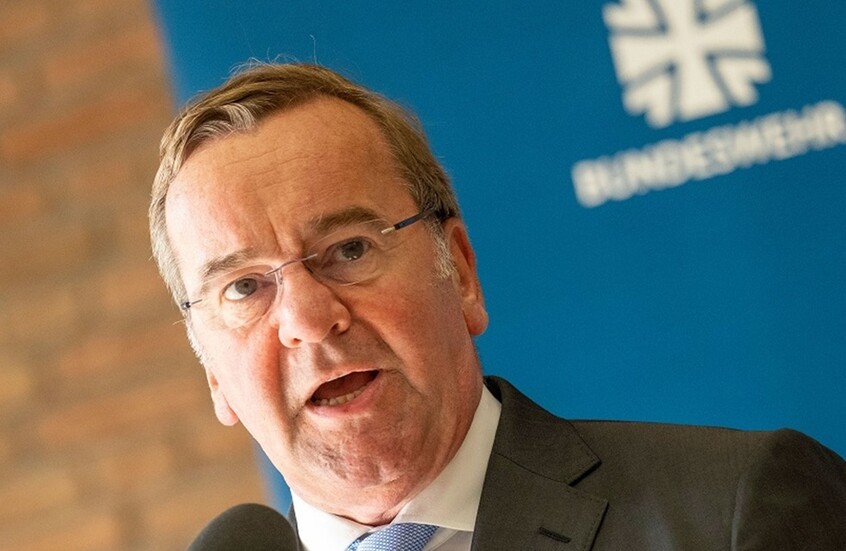 وزير الدفاع الألماني يعلن عن مساعدات عسكرية إضافية لكييف بقيمة 8 مليارات يورو